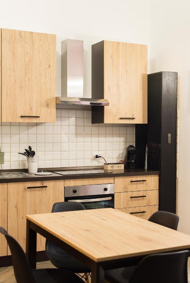 Madaleni Home Plebiscito Neapel Exteriör bild